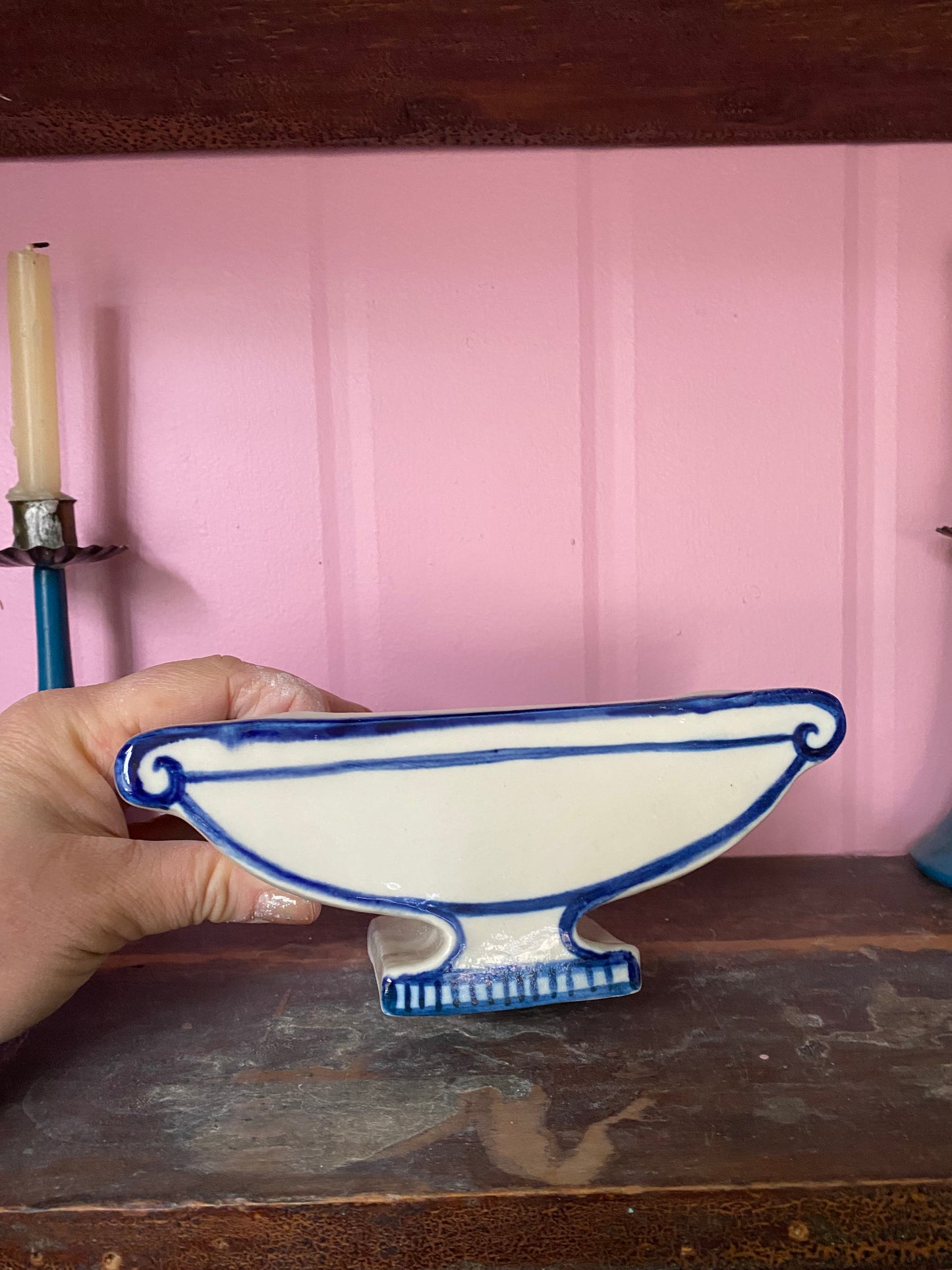 Elodie Mantel Vase - 01