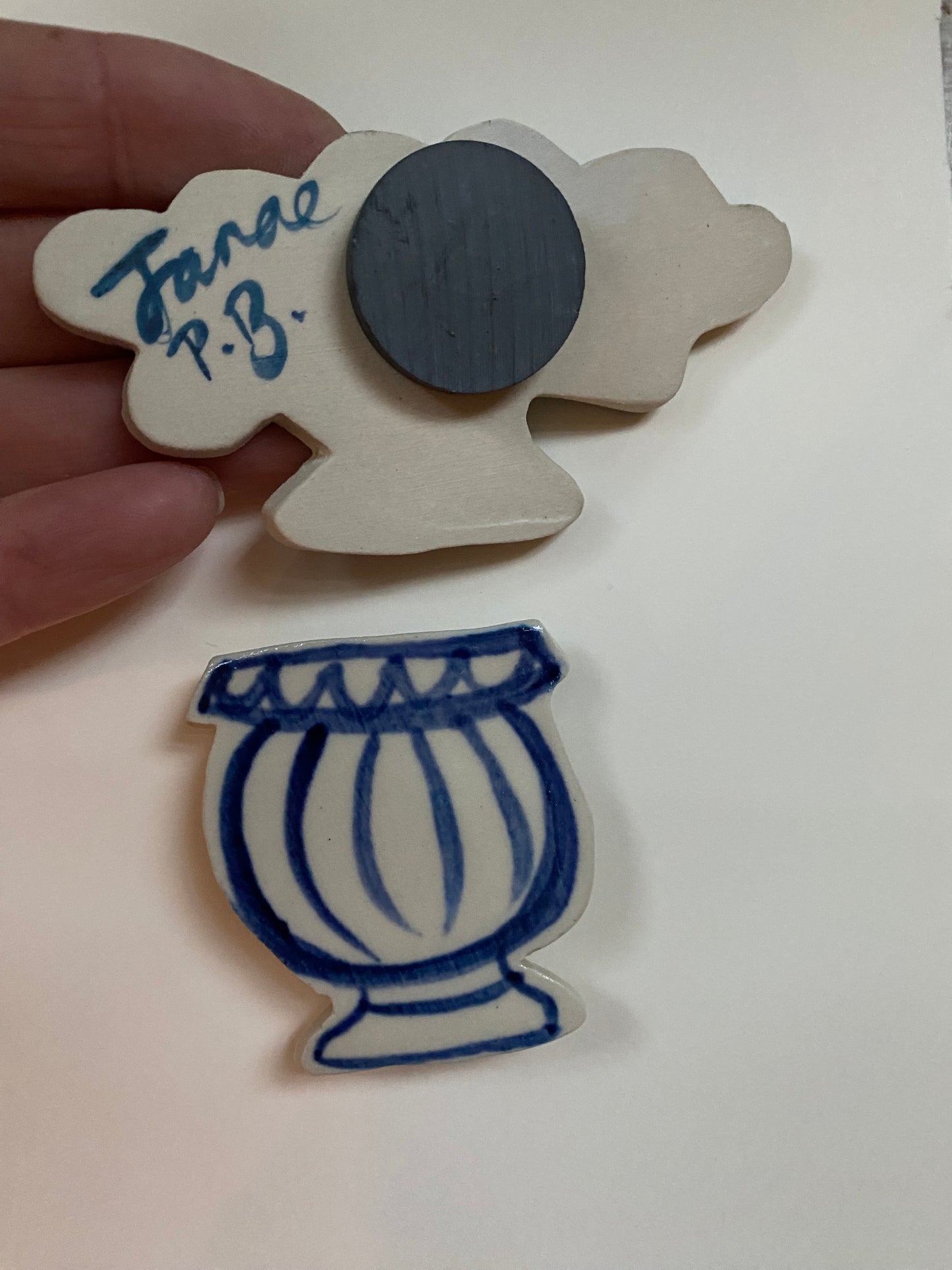 Ceramic Vase Magnets pack of 2 - 04