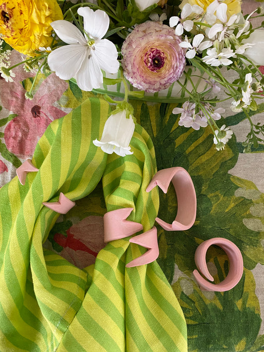 Set of 4 Ceramic Ribbon Napkin Rings ~ Soft Pink