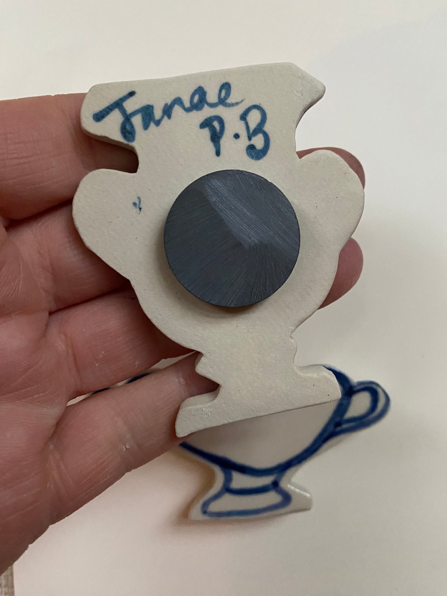 Ceramic Vase Magnets pack of 2 - 18