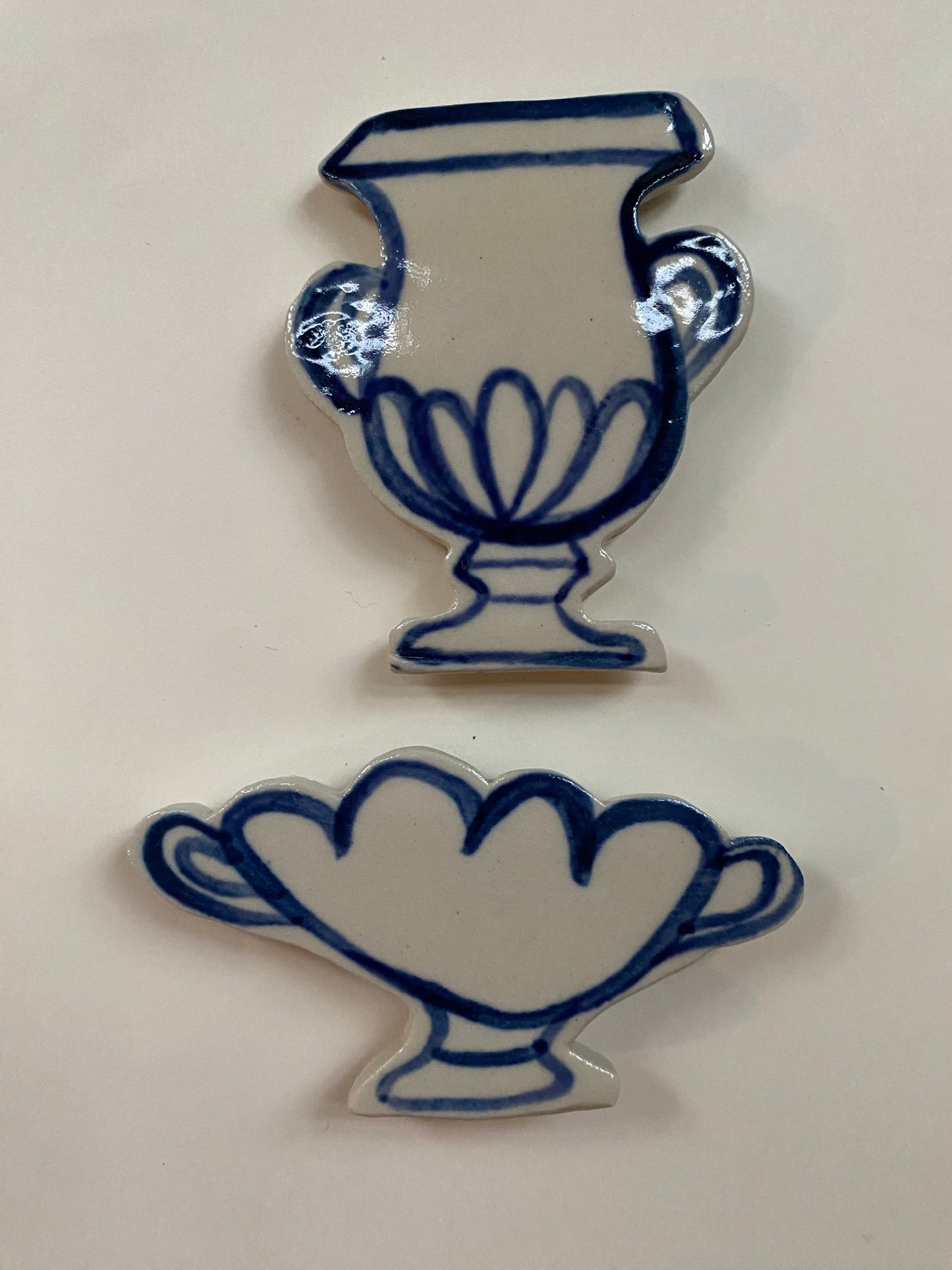 Ceramic Vase Magnets pack of 2 - 18