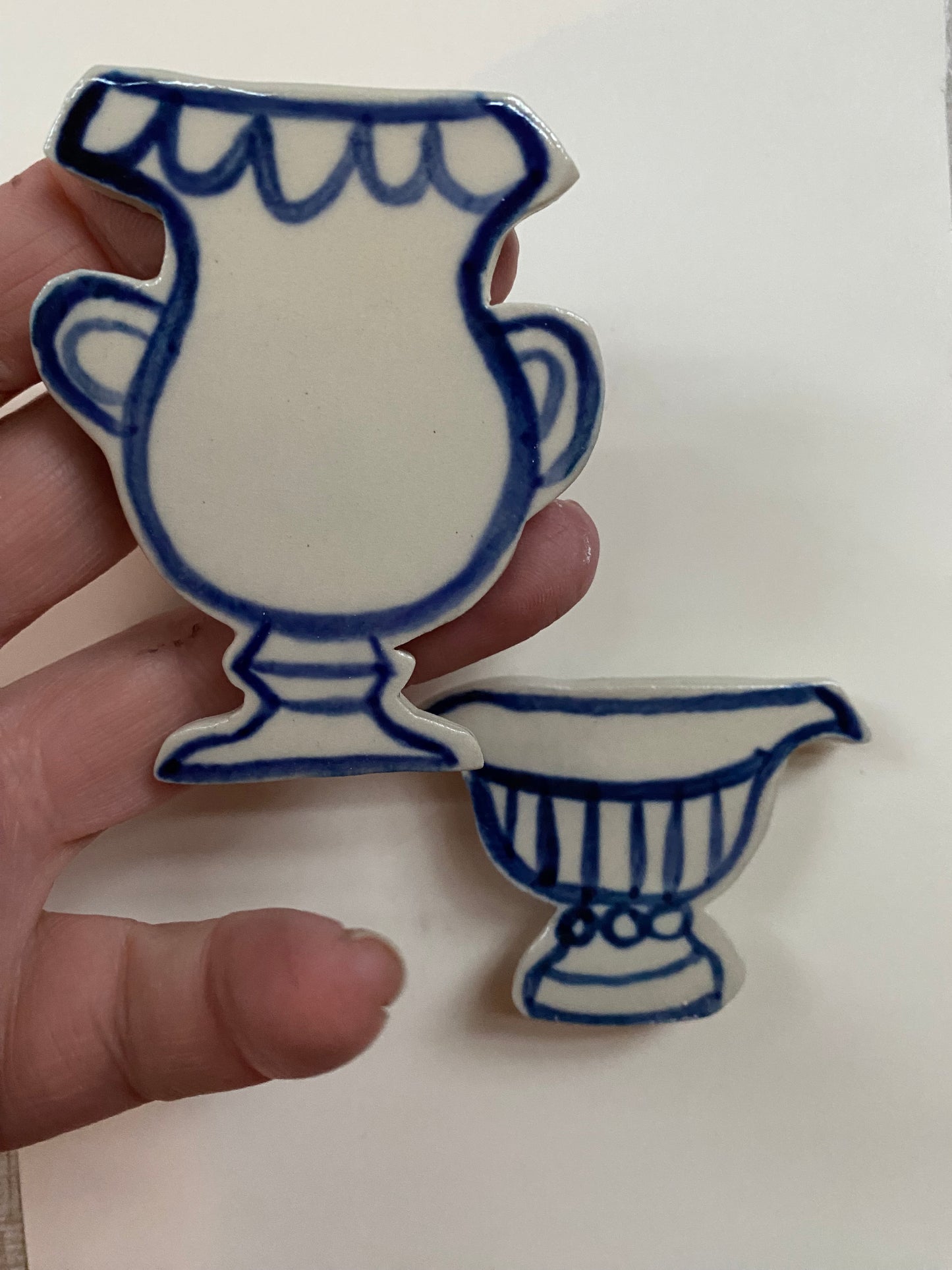 Ceramic Vase Magnets pack of 2 - 14