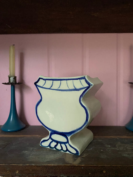 Josephine Urn - 01