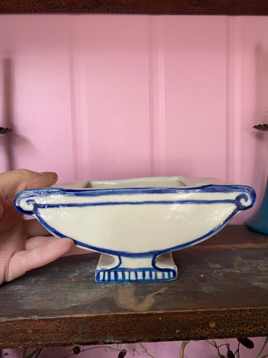 Elodie Mantle Vase - 02