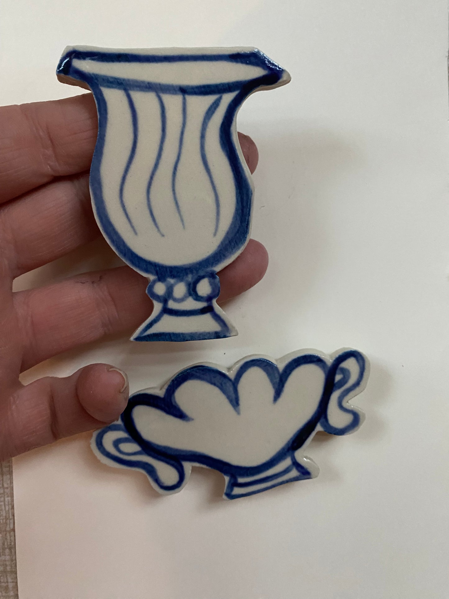 Ceramic Vase Magnets pack of 2 - 12