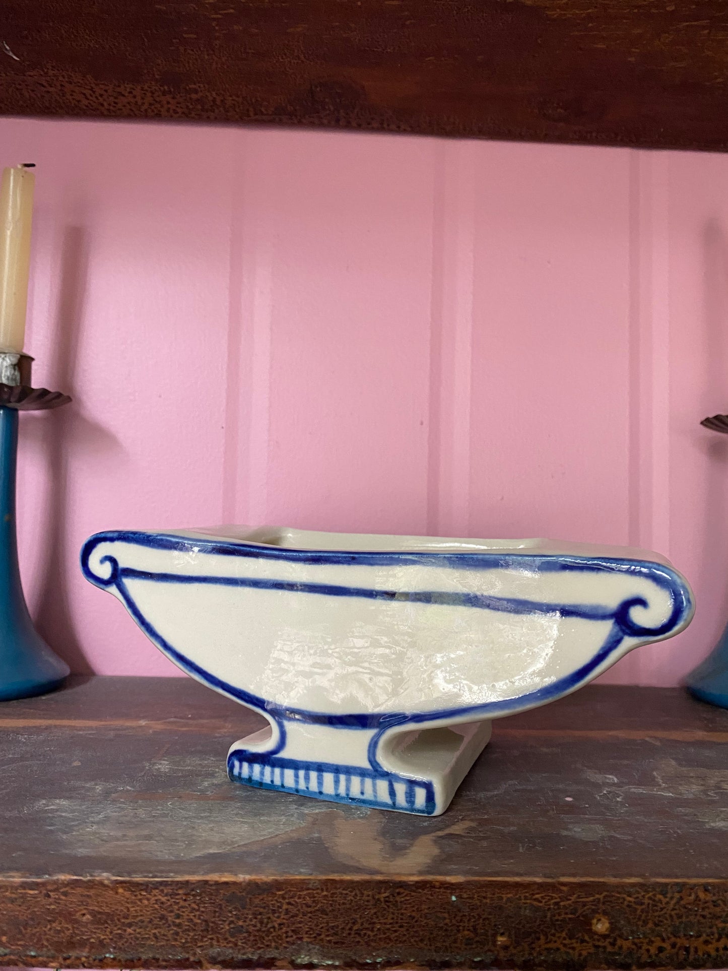 Elodie Mantel Vase - 01