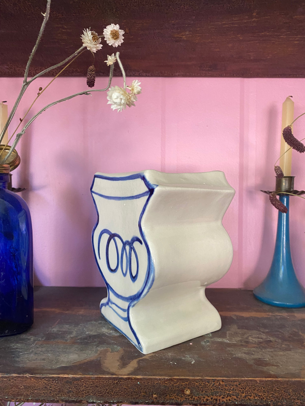 Josephine Urn - 05