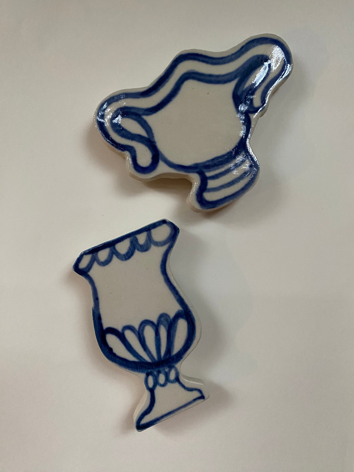 Ceramic Vase Magnets pack of 2 -01