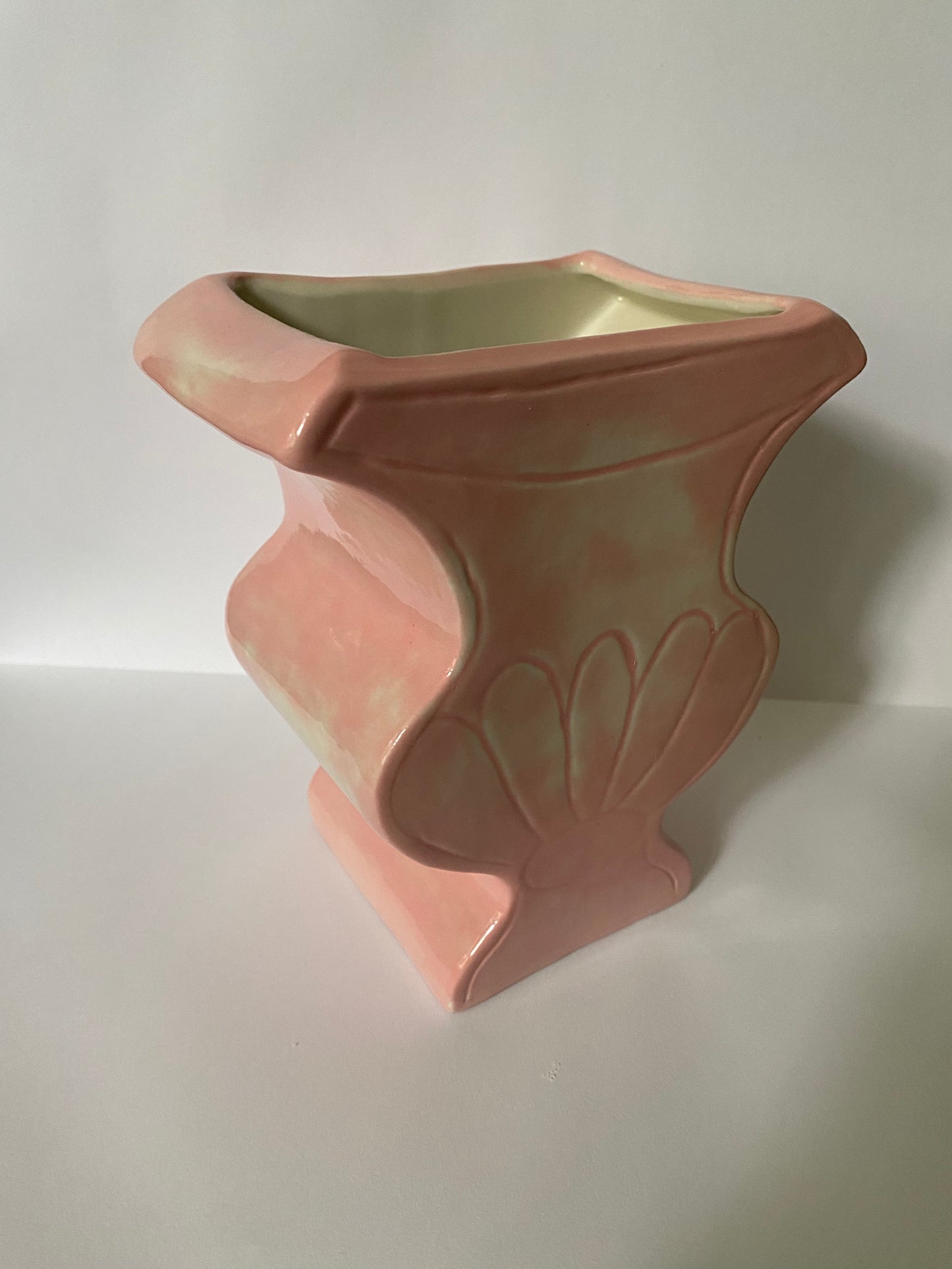 Pink Amelie Urn - 02