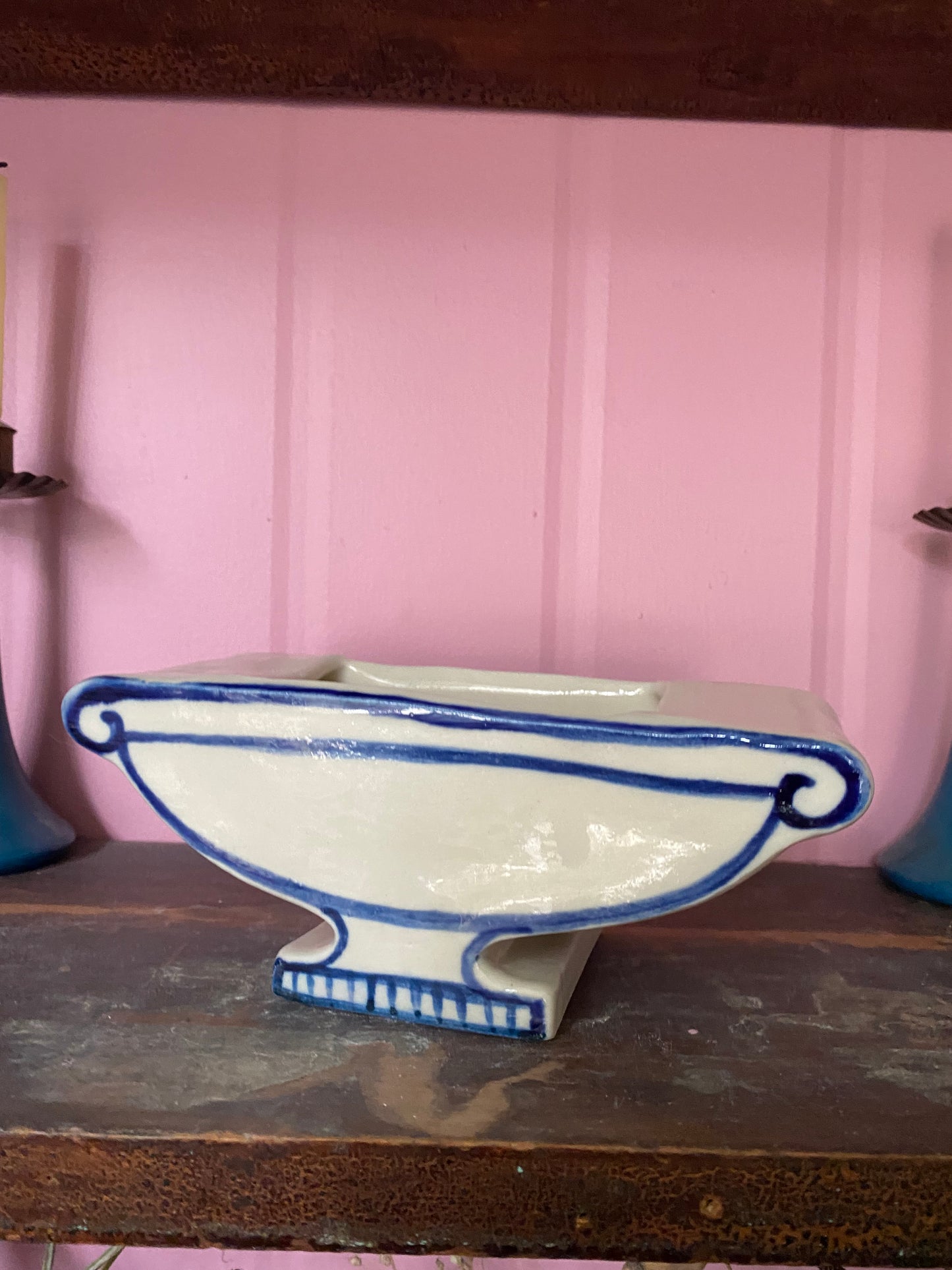 Elodie Mantel Vase - 02
