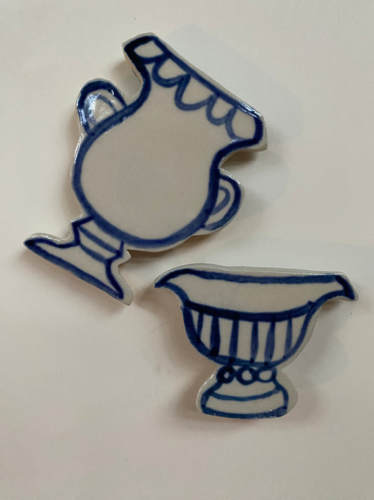 Ceramic Vase Magnets pack of 2 - 14