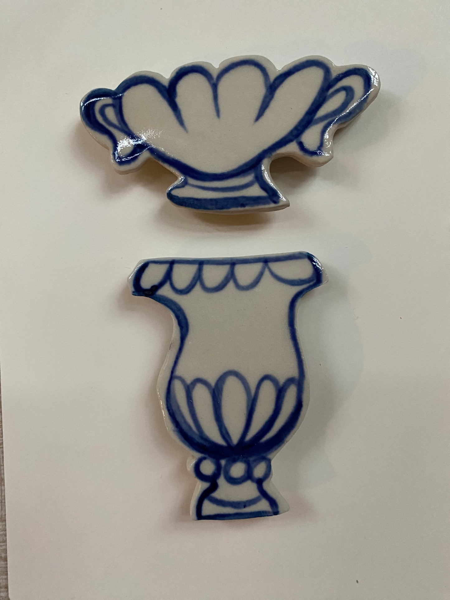Ceramic Vase Magnets pack of 2 - 15
